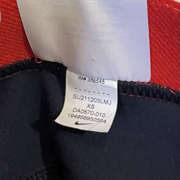 Nike Pro Women's Black High Rise Training Gym 7/8 Leggings Size XS DA0570-010 - Picture 8 of 9